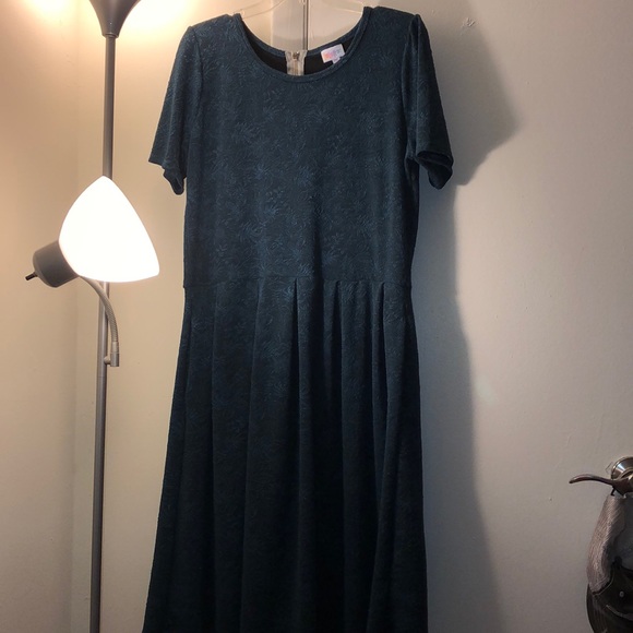 LuLaRoe Dresses & Skirts - 2x Lularoe Amelia